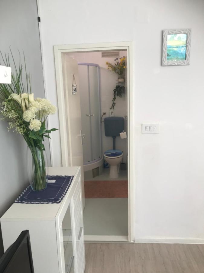 شقة Apartman Flora'S Garden كورتْشولا المظهر الخارجي الصورة